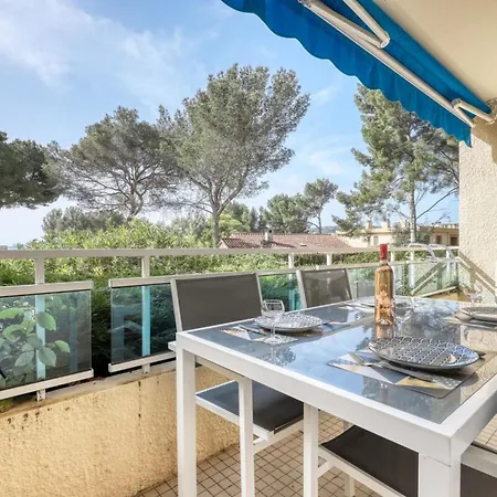Apartment Recent T3 In With Swimming Pool In La Faviere Bormes-les-Mimosas