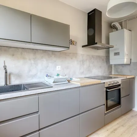 Apartment Recent T3 In With Swimming Pool In La Faviere