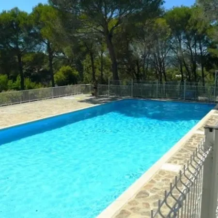 Recent T3 In With Swimming Pool In La Faviere Apartment *